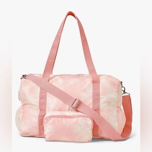 NWOT Thirty-one Packaway Duffle in Rose Pink with shoulder strap bag | OS